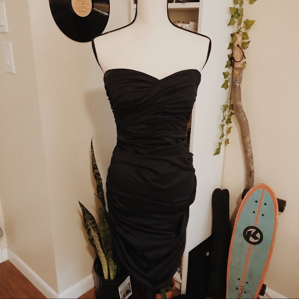 theia dark navy ruffle body dress | size 6